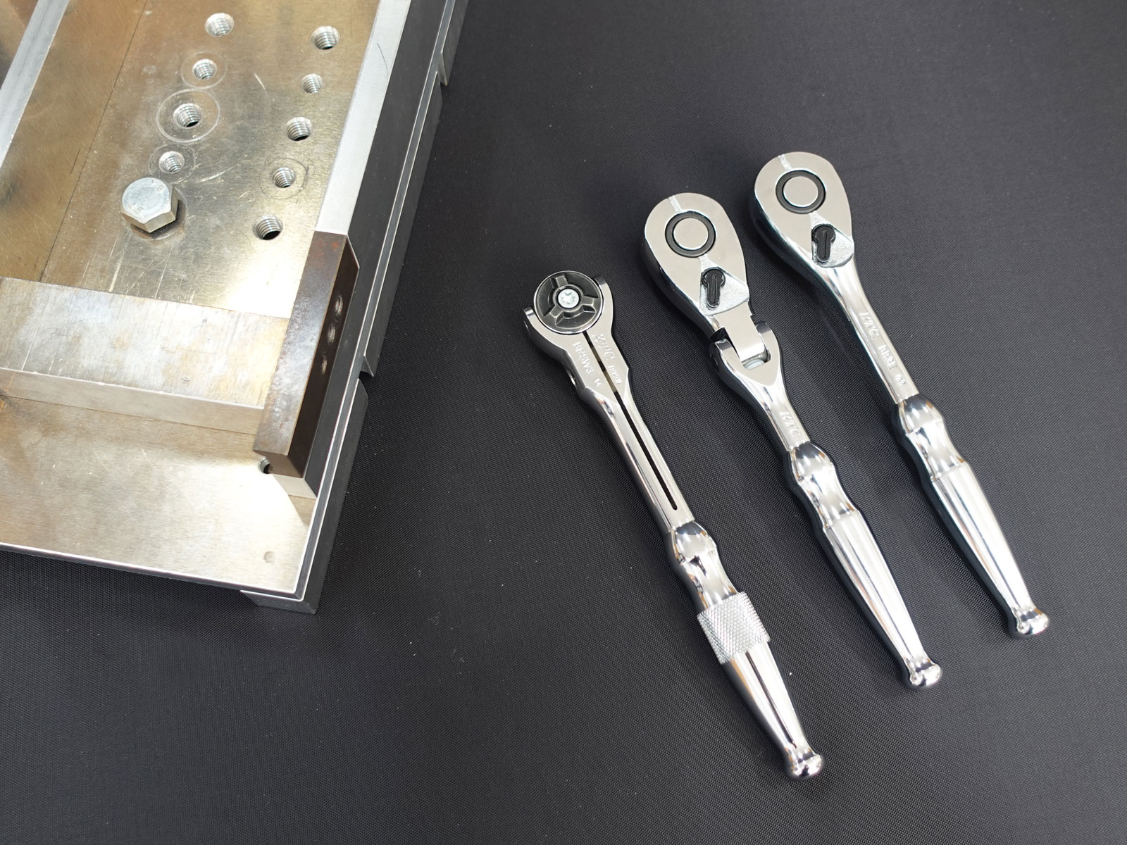 スイベルラチェットってどんな工具？工具の使い方をご紹介！